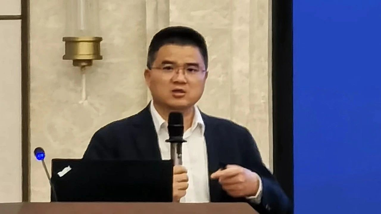 IBCU611.jpg IBCU611.jpg